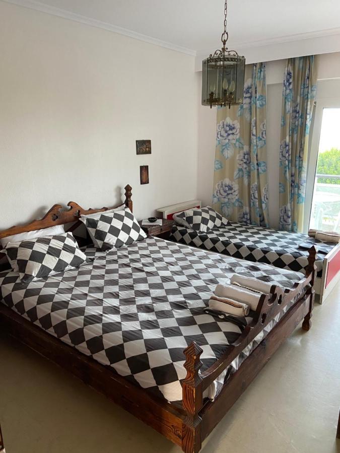 Renas House Apartment Аспровалта Екстериор снимка