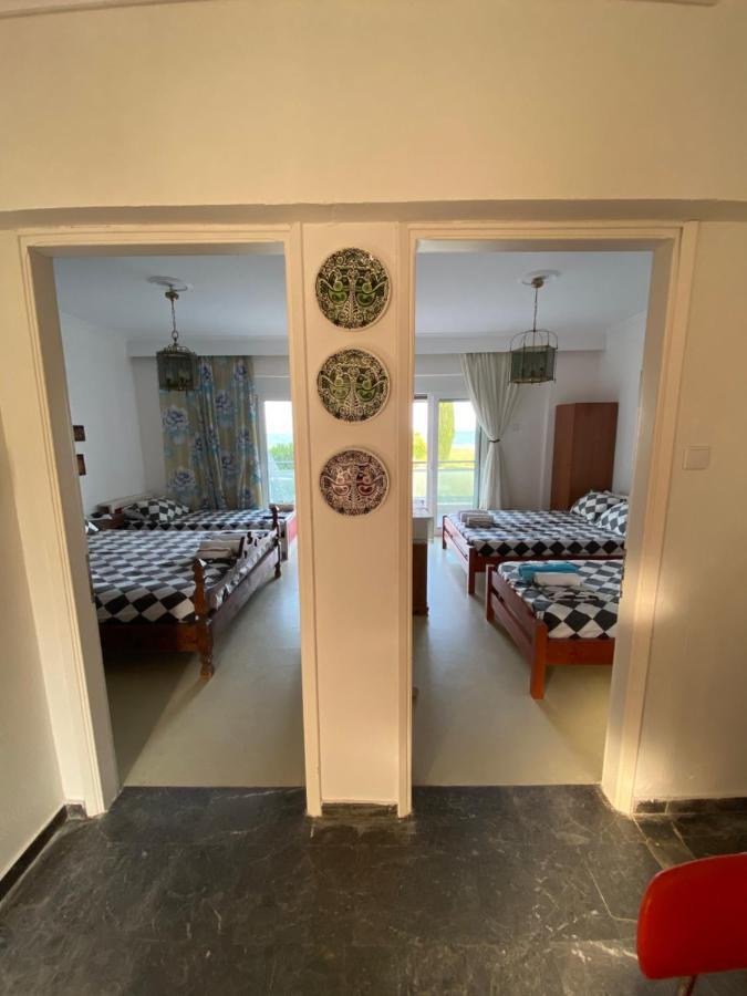 Renas House Apartment Аспровалта Екстериор снимка