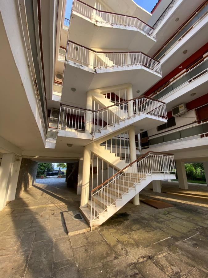 Renas House Apartment Аспровалта Екстериор снимка