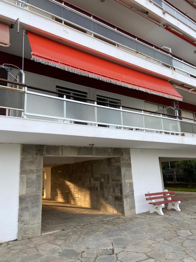 Renas House Apartment Аспровалта Екстериор снимка